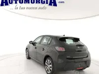 Usata Peugeot 208 Active 75 CV (55 kW) 2023 Nero Utilitaria