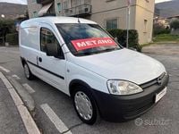 Usata Opel Combo 97 CV (71 kW) 2009 Bianco pastello Furgone
