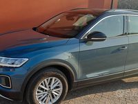 Usata VW T-Roc Life 110 CV (80 kW) 2023 Verde SUV