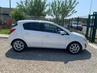 Usata Opel Corsa Cosmo 86 CV (63 kW) 2011 Bianco Utilitaria