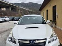 Usata Subaru Outback Trend 150 CV (110 kW) 2014 Bianco Station wagon