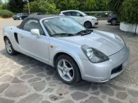 Usata Toyota MR2 140 CV (102 kW) 2001 Grigio Cabrio
