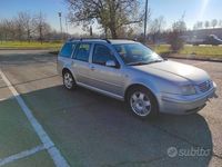 Usado VW Bora 105 CV (77 kW) 2002 Gris Familiar
