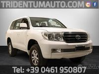 usata Toyota Land Cruiser V8 4.5 d-4d 8 posti