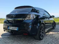 Usata Opel Astra GTC OPC 241 CV (177 kW) 2007 Berlina