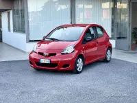 Usata Toyota Aygo 68 CV (50 kW) 2009 Rosso Utilitaria