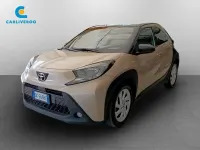Usata Toyota Aygo X Trend 72 CV (52 kW) 2022 Beige metallizzato SUV