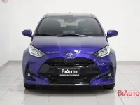 Usata Toyota Yaris Hybrid Lounge 130 CV (95 kW) 2025 Blu Berlina