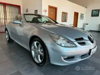 Usata Mercedes SLK200 163 CV (119 kW) 2006 Grigio Cabrio
