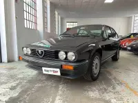 Usata Alfa Romeo Alfetta 130 CV (95 kW) 1982 Nero Berlina