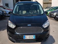 Usata Ford Tourneo Courier Titanium 95 CV (69 kW) 2015 Nero Monovolume
