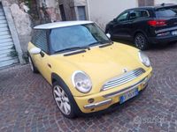 Usata Mini Cooper Coupé 116 CV (85 kW) 2003 Giallo Coupé