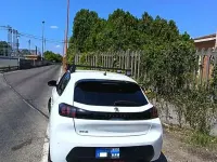 Usata Peugeot 208 Allure 82 CV (60 kW) 2022 Utilitaria