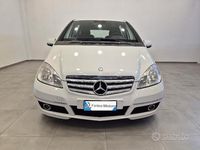Usata Mercedes A160 Elegance 82 CV (60 kW) 2009 Bianco Monovolume
