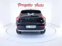 Usata Volvo XC40 Core 129 CV (94 kW) 2022 Black solid SUV