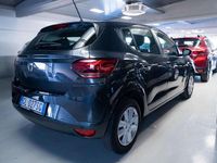 Usata Dacia Sandero Comfort 101 CV (74 kW) 2022 Grigio Berlina
