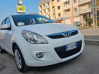 Usata Hyundai i20 Edition 85 CV (62 kW) 2013 Bianco Utilitaria