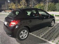 Usata Peugeot 207 68 CV (50 kW) 2011 Nero Berlina
