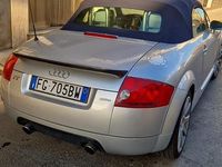 Usata Audi TT Roadster 225 CV (165 kW) 2001 Grigio Cabrio