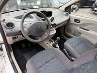 Usata Renault Twingo Dynamique 60 CV (44 kW) 2008 Bianco Utilitaria