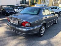 Usata Jaguar X-type Executive 131 CV (96 kW) 2005 Antracite Berlina