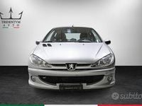 Begagnad Peugeot 206 68 HK (50 kW) 2005 Silver Sedan
