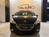 Usata Peugeot 208 Allure 68 CV (50 kW) 2013 Nero Utilitaria