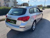 Gebraucht Opel Astra 140 PS (102 kW) 2013 Silber Kombi