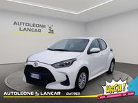 Usata Toyota Yaris Hybrid Active 92 CV (67 kW) 2025 Bianco Berlina