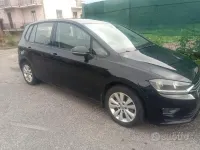 Usata VW Golf Sportsvan 110 CV (80 kW) 2015 Nero Monovolume
