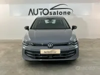 Usata VW Golf VIII Goal 116 CV (85 kW) 2024 Grigio mondstein met Berlina