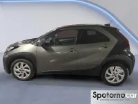 Usata Toyota Aygo X Trend 72 CV (52 kW) 2022 Verde SUV