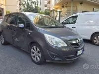 Usata Opel Meriva 95 CV (69 kW) 2011 Grigio Monovolume