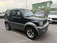 Usata Suzuki Jimny 86 CV (63 kW) 2006 Nero SUV