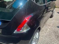 Usata Lancia Ypsilon 69 CV (50 kW) 2014 Nero Utilitaria