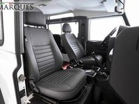 Usata Land Rover Defender Basis 122 CV (89 kW) 2015 Bianco pastello SUV