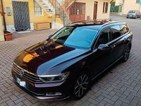 Usata VW Passat Executive 190 CV (139 kW) 2017 Rosso Station wagon
