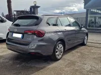 Usata Fiat Tipo Lounge 120 CV (88 kW) 2019 Grigio scuro metallizzato Station wagon