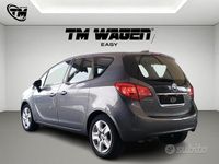 Usado Opel Meriva Cosmo 95 CV (69 kW) 2017 Gris Monovolumen