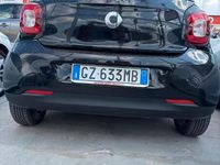 Usata Smart ForFour 71 CV (52 kW) 2016 Nero Utilitaria