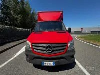 Usata Mercedes Sprinter 156 CV (114 kW) 2017 Rosso