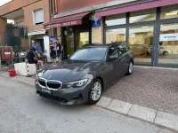 Usata BMW 318 Advantage 150 CV (110 kW) 2022 Dravit grey metallic Station wagon