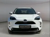 Usata Toyota Yaris Cross Active 116 CV (85 kW) 2025 Bianco SUV