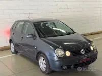 Usata VW Polo Trendline 75 CV (55 kW) 2003 Grigio Berlina