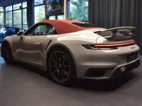 Usata Porsche 911 Turbo S Cabriolet 650 CV (478 kW) 2022 Grigio Cabrio