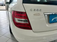 Usata Mercedes C200 136 CV (100 kW) 2012 Bianco Station wagon
