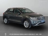 Usata VW T-Roc Style 150 CV (110 kW) 2023 Indium grey metallizzato nero SUV