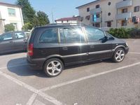 usata Opel Zafira 7 posti 2000