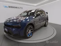 Usata Lynk & Co 01 261 CV (191 kW) 2024 Blu perlato SUV