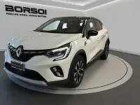 Usata Renault Captur Techno 101 CV (74 kW) 2023 Bic.bianco/tetto nero SUV